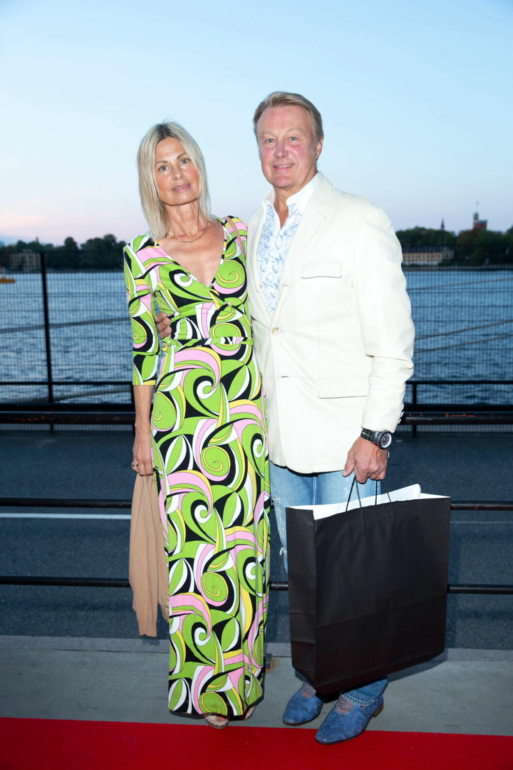 Skådespelerskan Malin Åkermans pappa Magnus Åkerman med hustrun Vera Stevens.