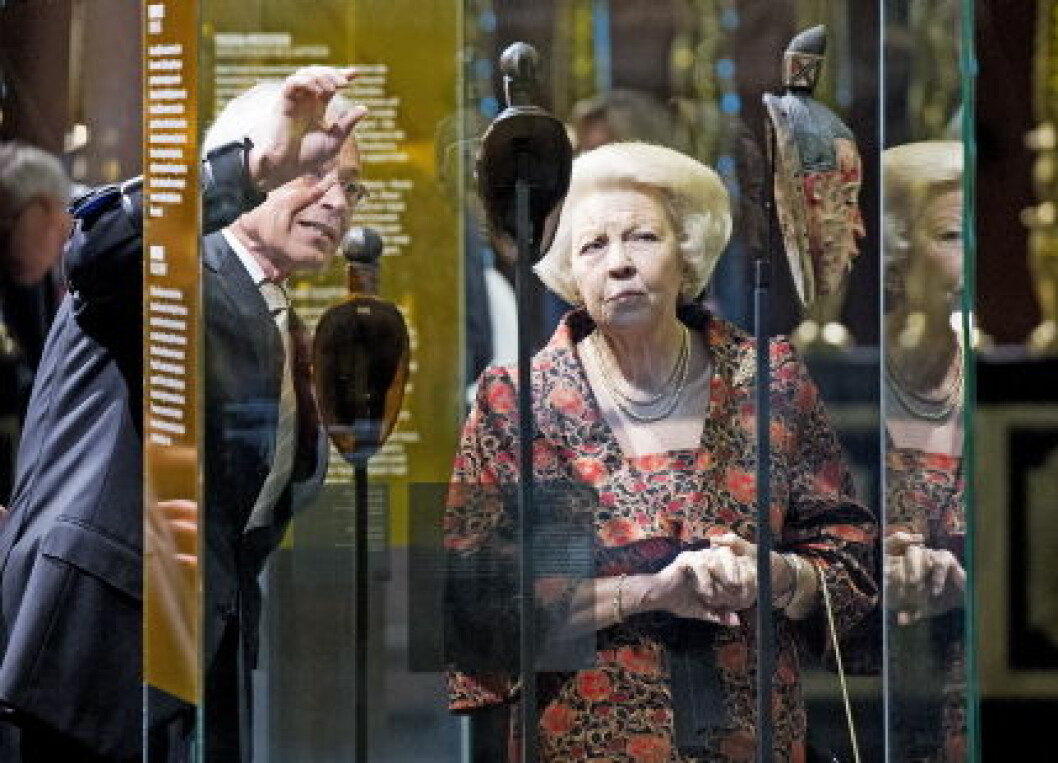 Princess Beatrix at opening of exhibition Magic Africa