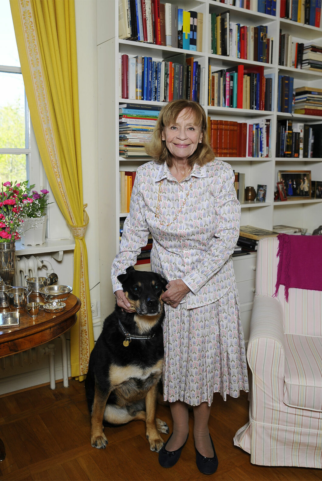 Monica med sin trogne följeslagare Kingen.