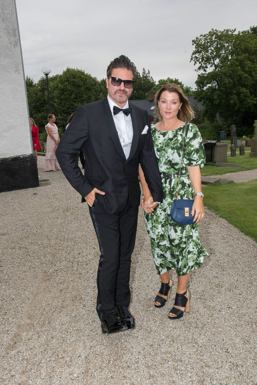 Makarna Sigge och Malin Eklund kom hand<br>i hand.