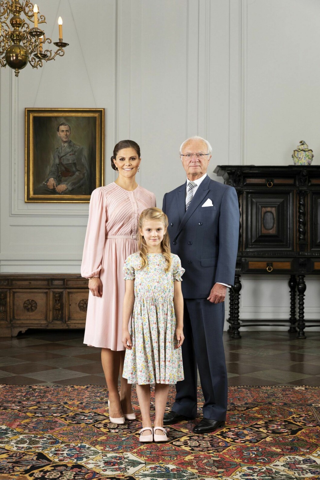 Nya tronföljartrion. Nya tronföljartrion.