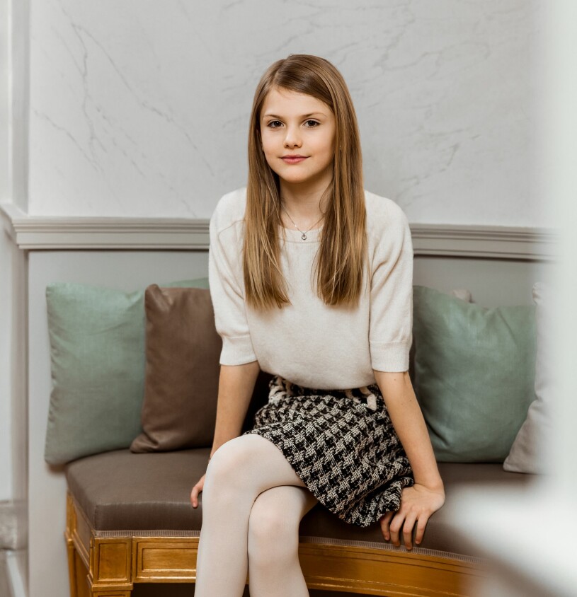 Prinsessan Estelle fotad hemma på Haga. Prinsessan Estelle fotograferad på Haga slott inför 11-årsdagen 2023