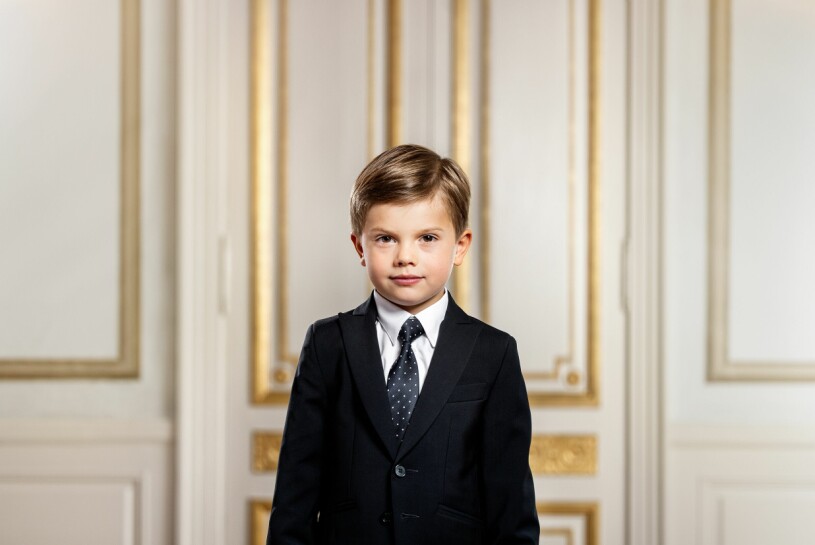 Minsta prinsen Oscar stal showen med sina nya bilder!