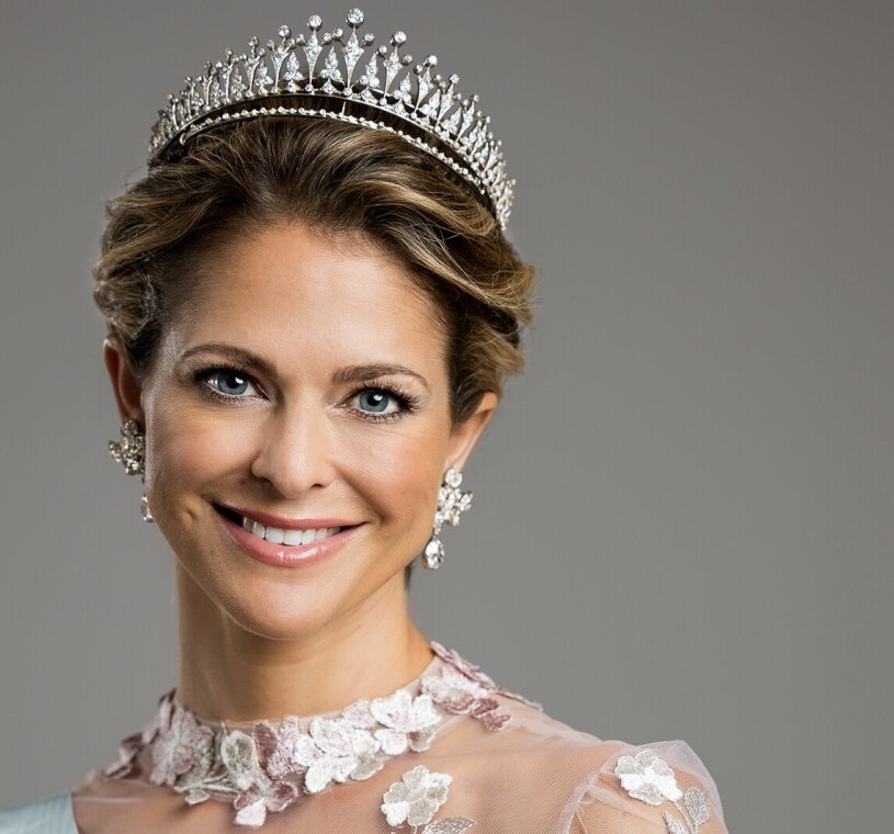 Madeleine är alltid lika kunglig – men på ett härligt vis förstås! Hovets officiella bild på prinsessan Madeleine