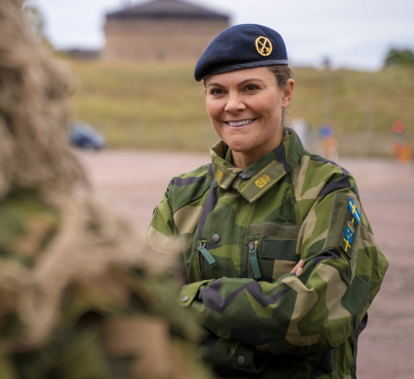 Victoria har många okända sidor, en av dem är att hon är överlevnadsinstruktör – utbildad just vid K3. Kronprinsessan Victoria K3 Karlsborg i Uniform