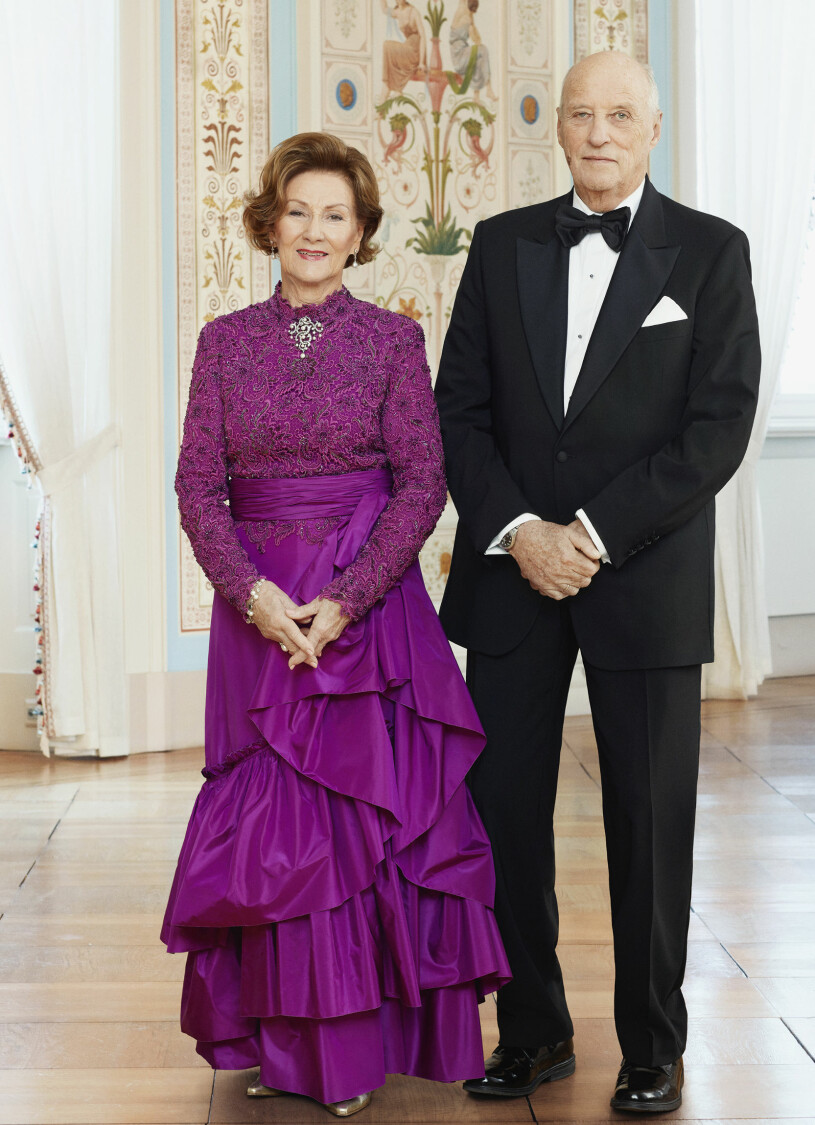 Redo för dagens jubileumsfirande. Kung Harald Drottning Sonja Jubileum 30 år sedan signingen i Nidarosdomen