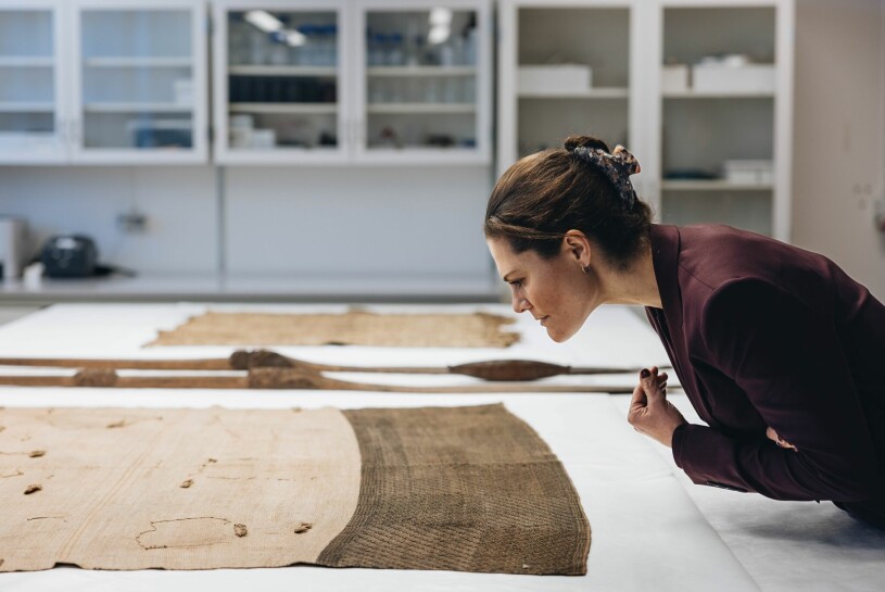 Victoria på okänt besök Etnografiska Museet i Stockholm. Victoria besökte Etnografiska Museet i Stockholm