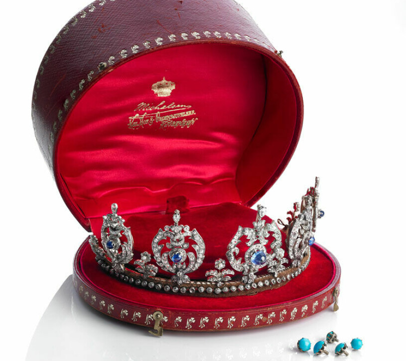 Prinsessan Thyras safirtiara, som sedan gick i arv till prinsessan Elisabeth. Prinsessan Thyras safirtiara