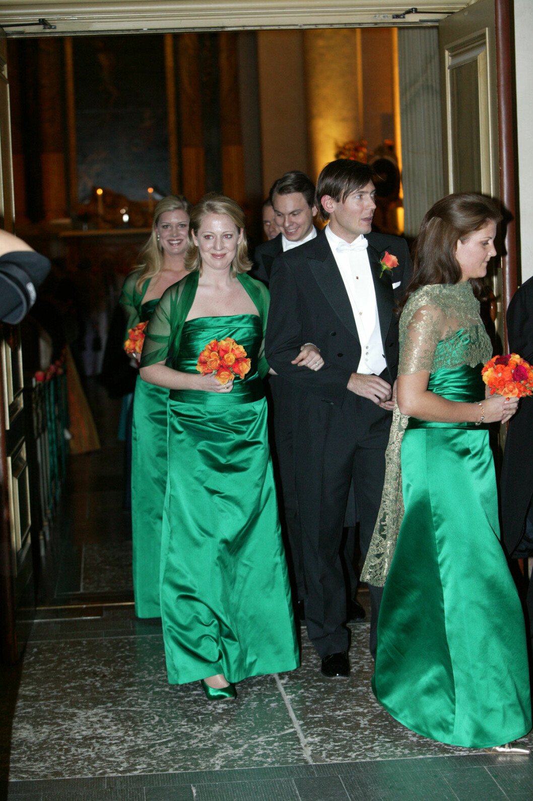 Tärnorna Louise Edgren<br> och Astrid Trolle med marskalkarna Carl Gustaf Ihre och Anders Högberg. Louise Edgren, Astrid Trolle, Carl Gustaf Ihre och Anders Högberg