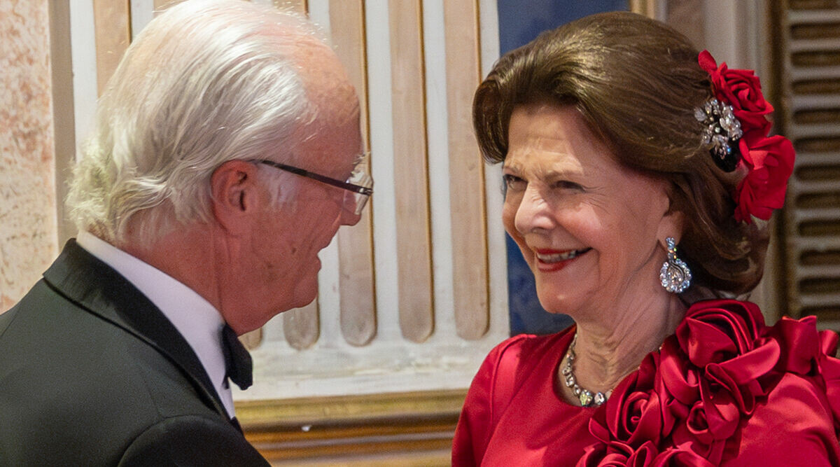 Kungens hemliga fest för drottning Silvia!