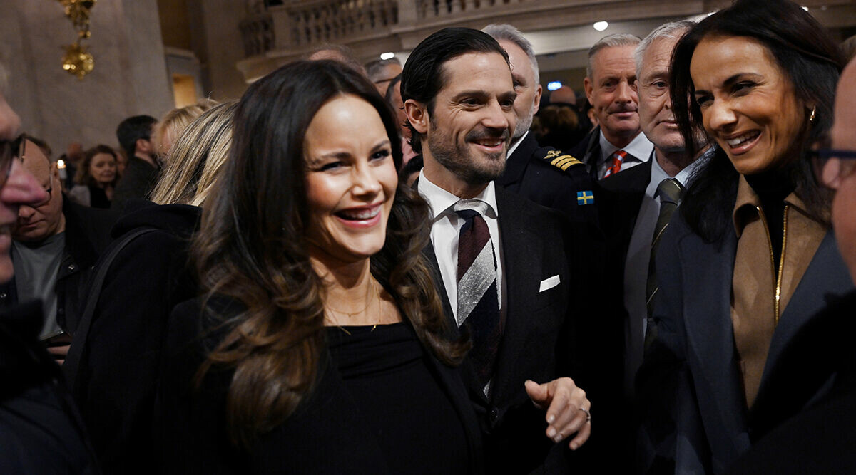 Sofia och Carl Philip kommer med glada nyheter – visar stolt upp