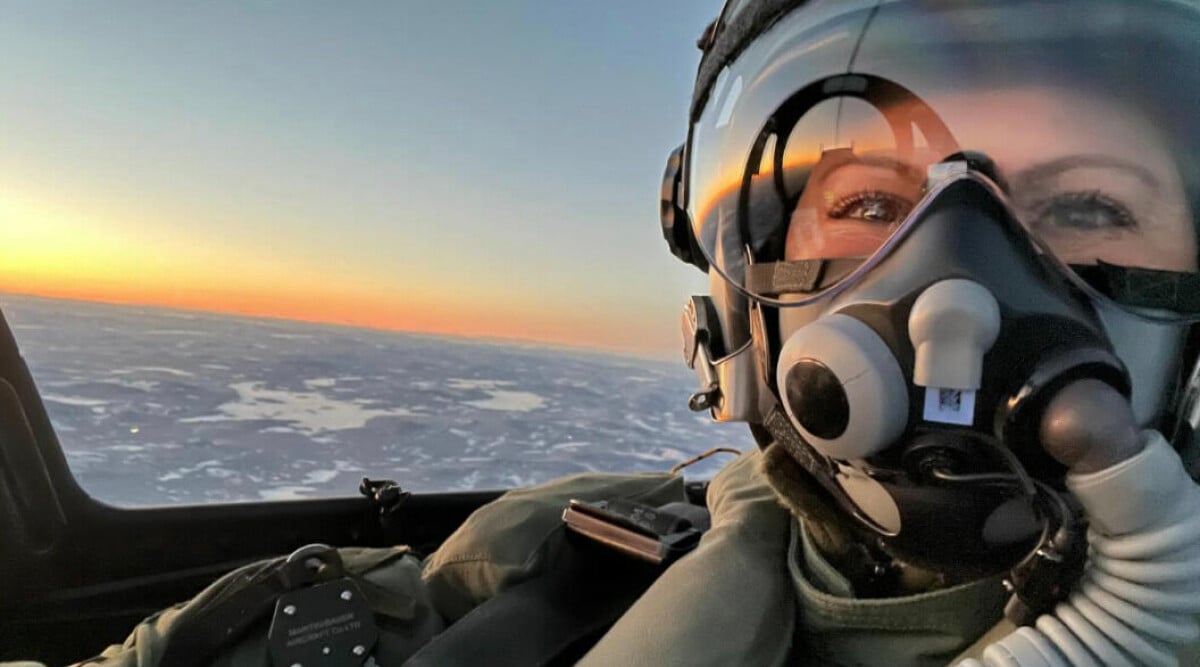 Kronprinsessan Victoria på hemligt uppdrag i stridsflygplan