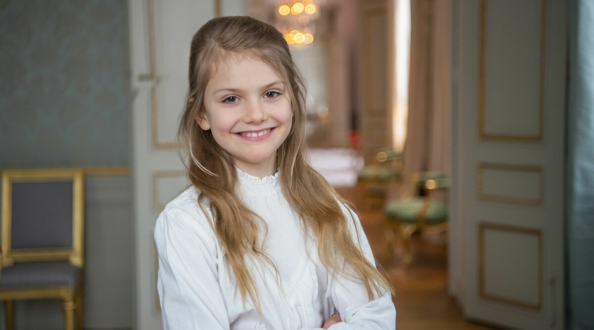 Nya bilden på prinsessan Estelle väcker reaktioner