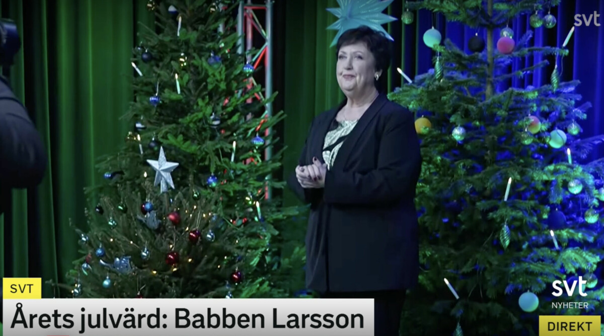 JUST NU: Babben Larsson är årets julvärd i SVT 2022