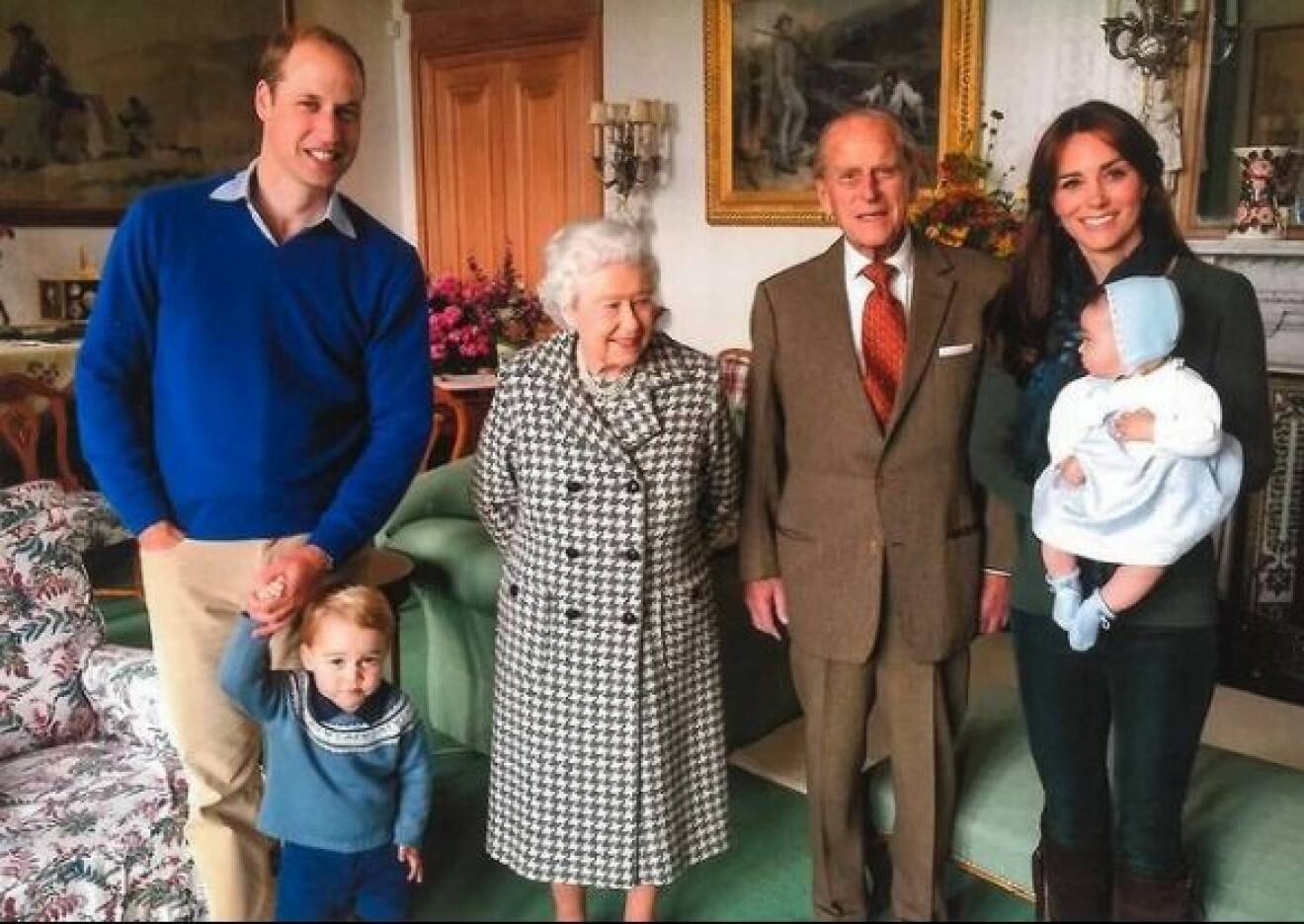 Prins Wiliam Kate prins George prinsessan Charlotte med Drottning Elizabeth och prins Philip