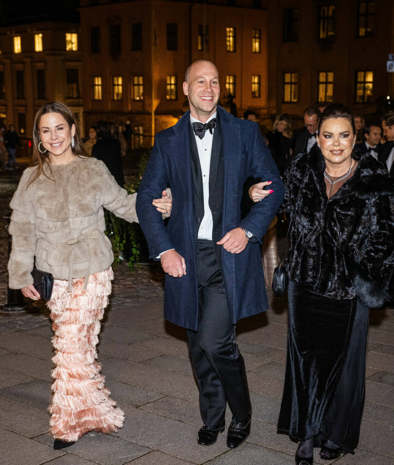 Martina Gahn Bonde Liska med sin man Karl Liska och Josephine Genetay på prins Daniels 50-årsfest på slottet