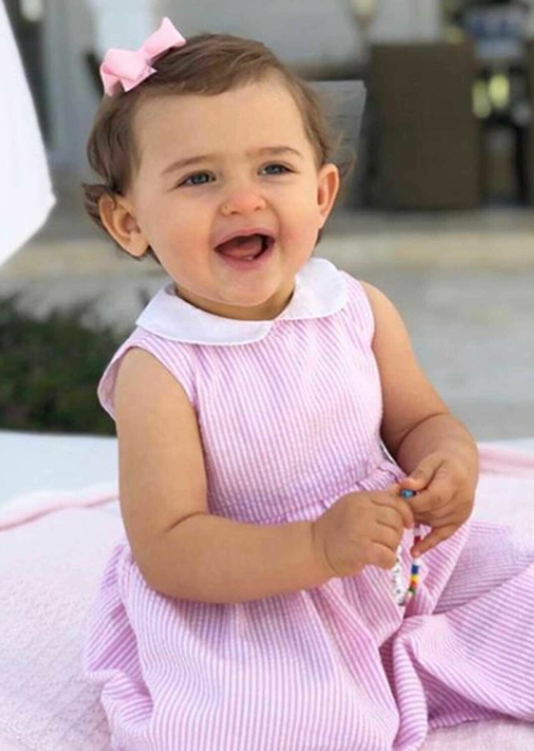 Prinsessan Adrienne är en mini-kopia av mormor Silvia. prisessan adrienne