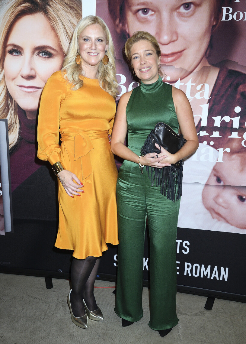 Aftonens huvudperson! Författaren Frida Boisen välkomnade glatt politikern Annika Strandhäll.