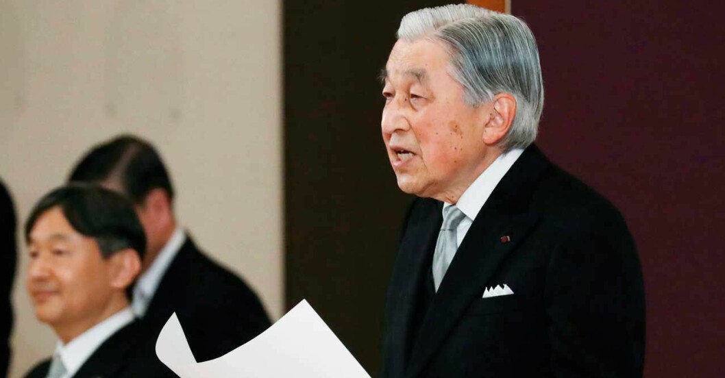 kejsar Akihito