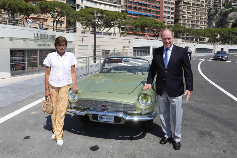Syskonparet ute på uppdrag. Men var är Charlene? Prinsessan Stéphanie och furst Albert