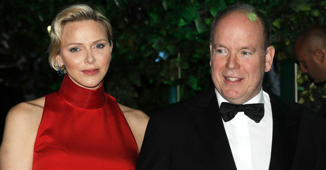 Furst Albert med sin Charlene. Det är inte känt om hon eller tvillingarna har blivit smittade. Furst Albert med hustrun Charlene.