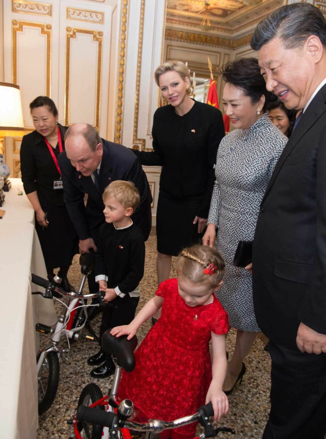 Albert och Charlene med sina barn