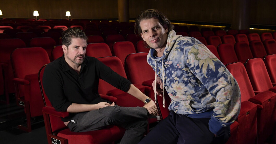 Poddkollegan och författaren Sigge Eklund till vänster, och Alex Schulman till höger. Alex Schulman och Sigge Eklund