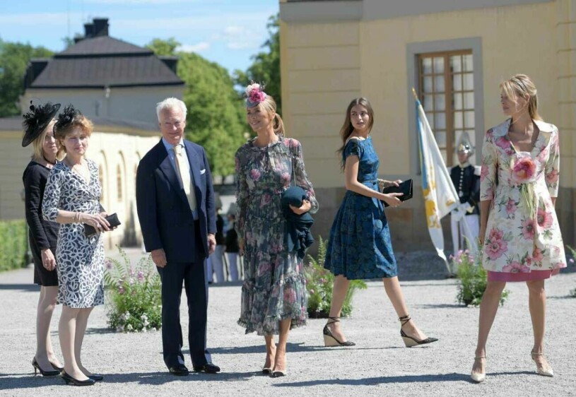 Alla Chris O'Neills systrar, förutom Stefanie. Chris O'Neills systrar Tatjana, Natascha, Annalisa och Karen