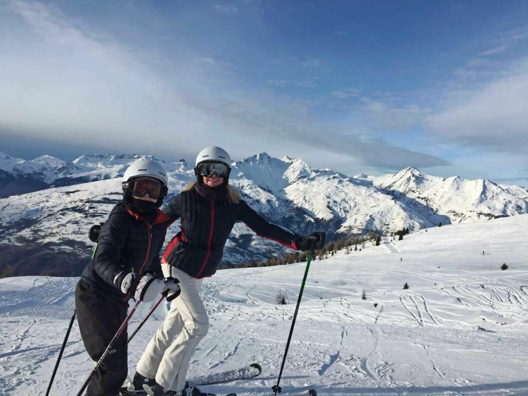 Om det är något som verkligen skiljer alperna från våra svenska fjäll så är det de långa pisterna utan trängsel. Här jag och min son Lukas i Les Arcs Panorama. Magisk på alla sätt! Om det är något som verkligen skiljer alperna från våra svenska fjäll så är det de långa pisterna utan trängsel. Här jag och min son Lukas i Les Arcs Panorama. Magisk på alla sätt!
