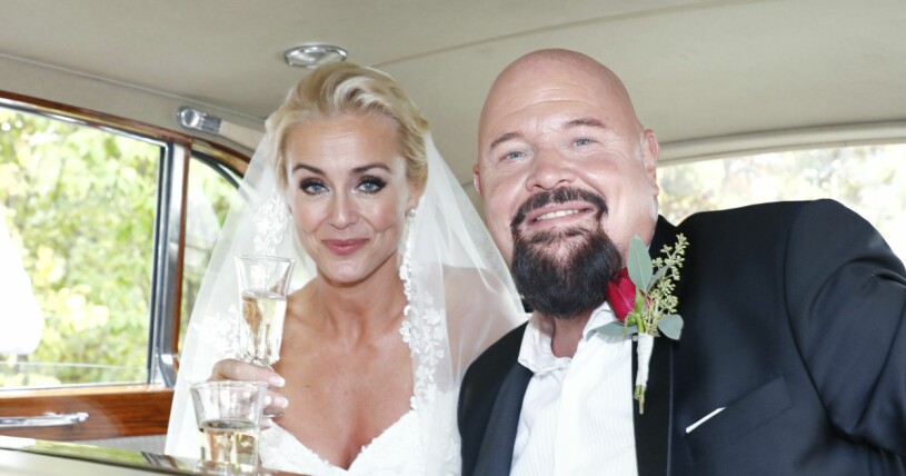 Anders Bagge och Johanna Lind gifte sig 2018. Vigseln skedde i Eric Ericsonhallen, tidigare Skeppsholmskyrkan.