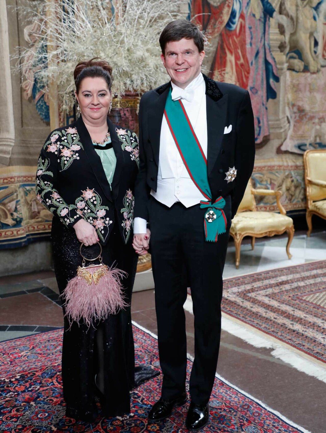 Talmannen Andreas Norlén med sin fru Helena som hade kvällens vippigaste väska! Talmannen Andreas Norlén med sin fru Helena på kungens Nobelmiddag 2019.