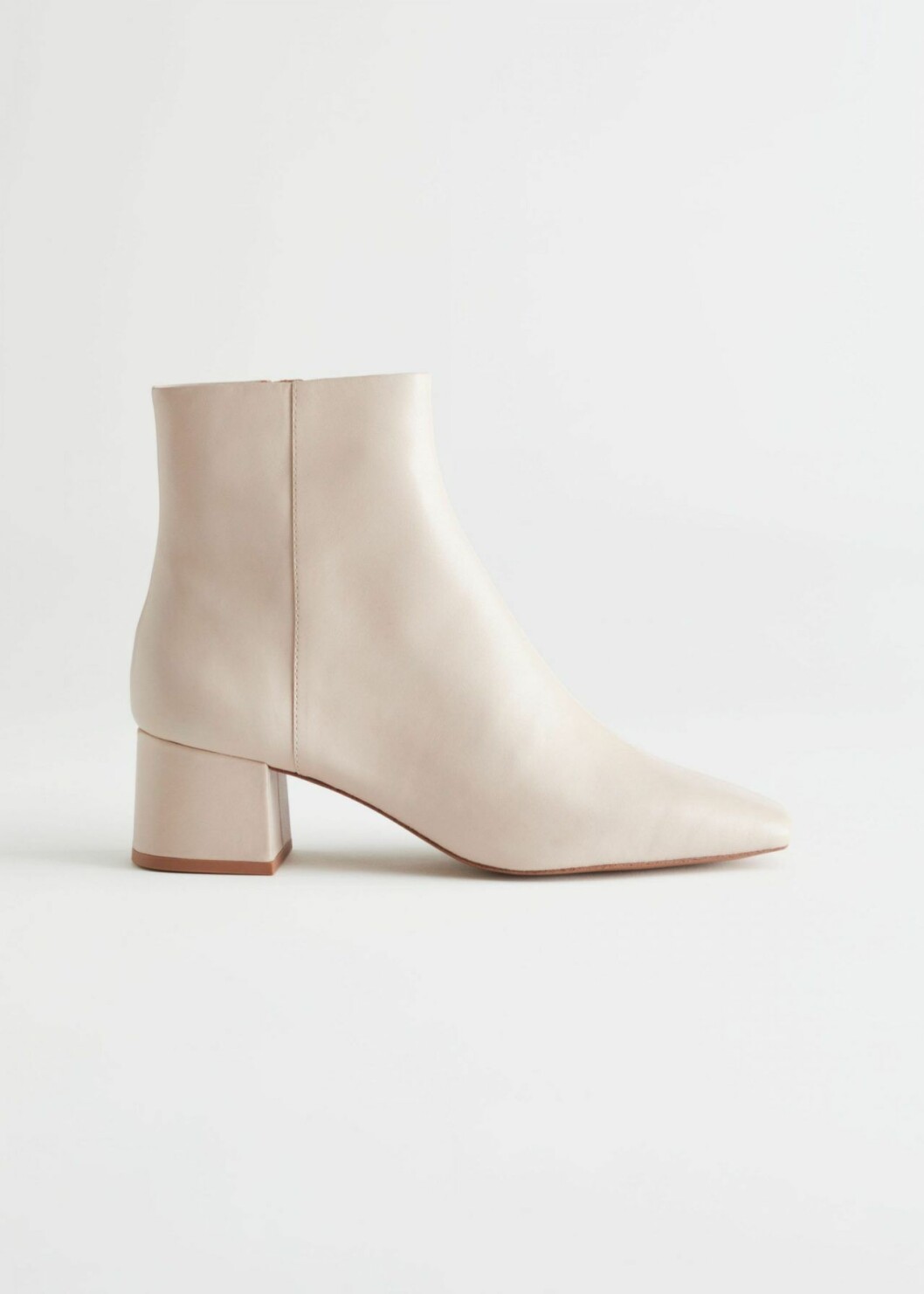 Ankelboots från Stories