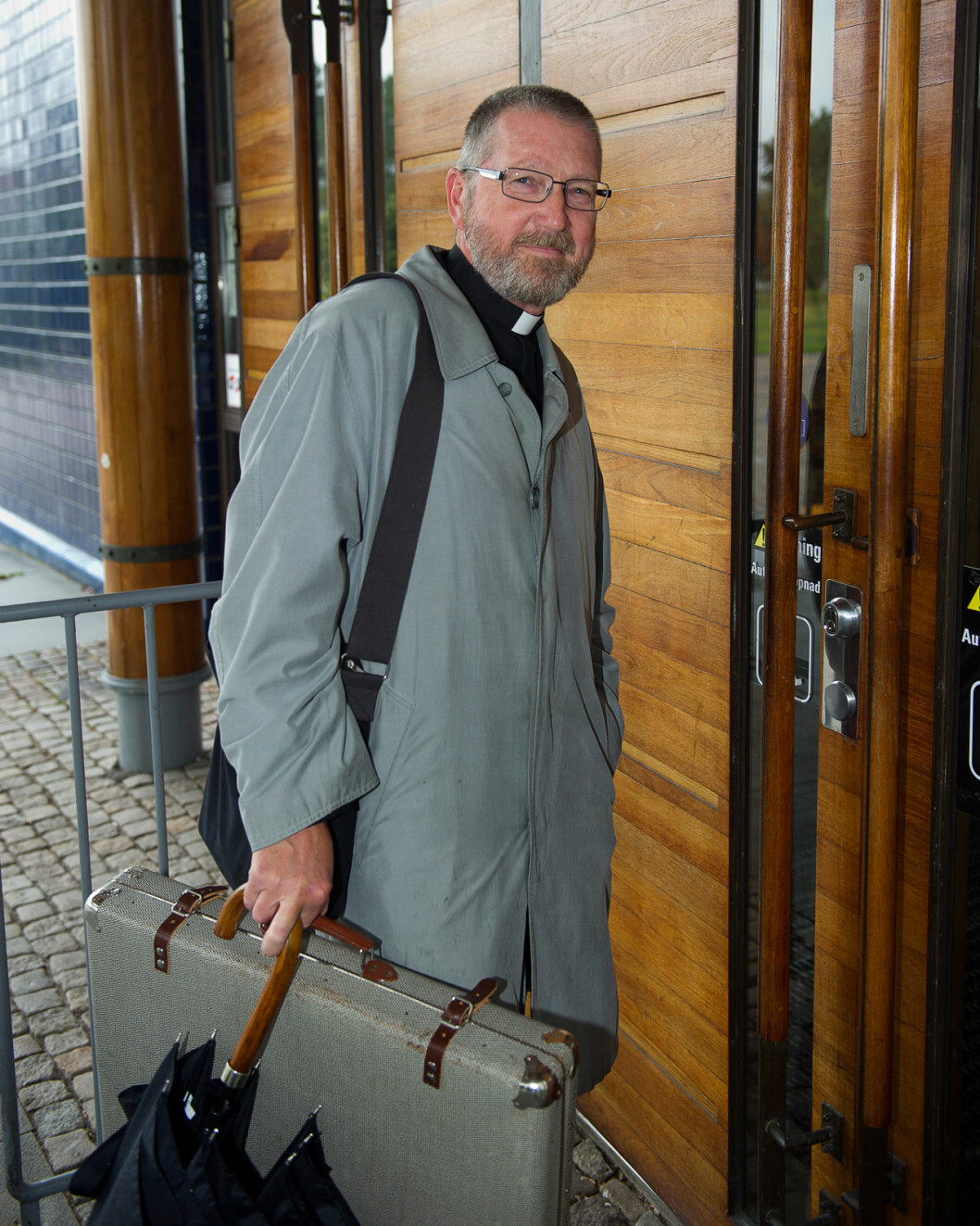 Det var kyrkoherde Thomas Erixon som vigde paret och han beskrev stämningen som god och fin. Anna Westling bröllop Kyrkoherde Thomas Erixon