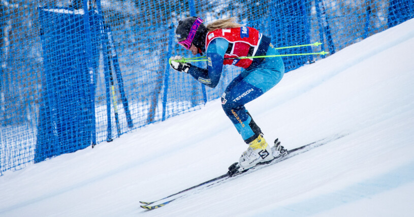 Anna Holmlund under världscupen i Ski Cross i Idre Fjäll 2016.