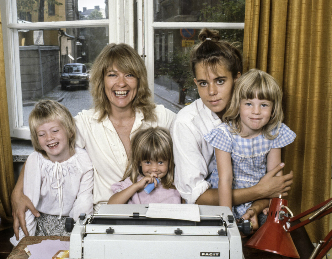 Anna Wahlgren med familj, år 1983. anna wahlgren 1983
