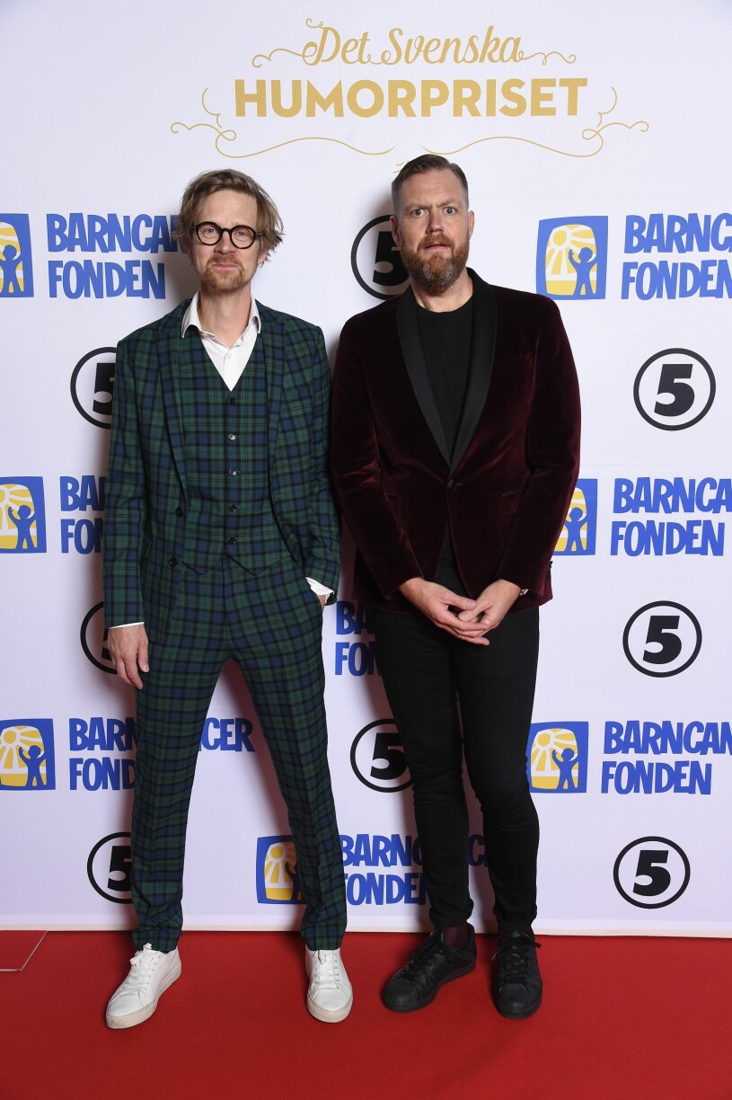 Årets Manliga Komiker Anders ”Ankan” Johansson poserade glatt med Kristoffer Appelquist.