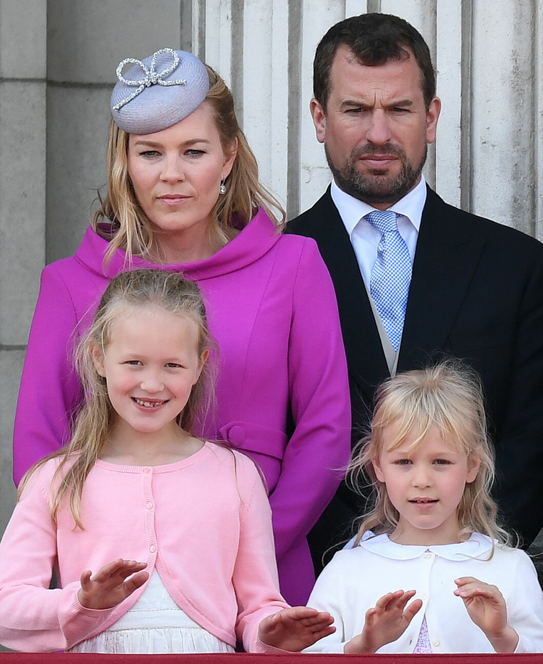 – Vi kommer att ha delad vårdnad om barnen, säger Autumn och Peter Phillips. Autumn och Peter Phillips med barnen Savannah och Isla.