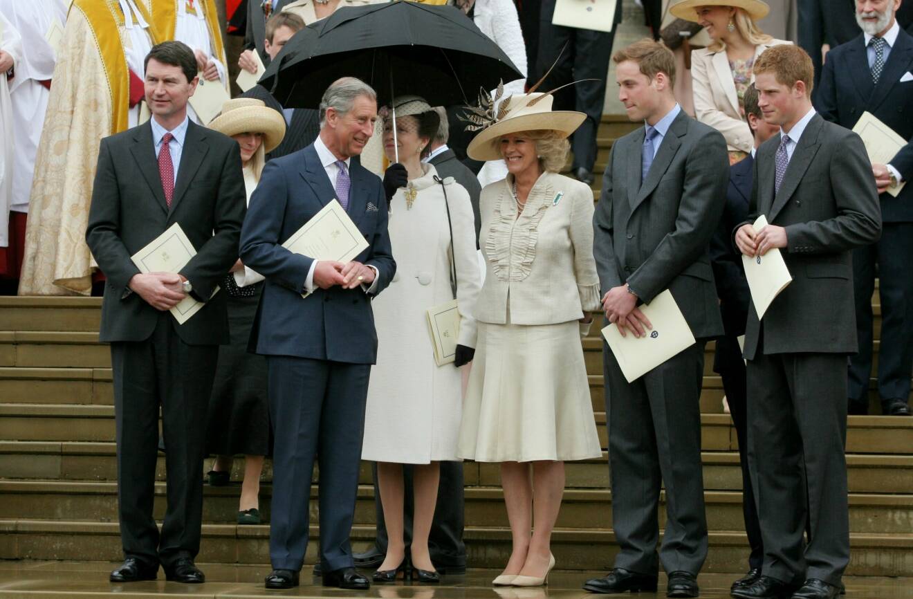 Kung Charles, drottninggemål Camilla, prins William och prins Harry