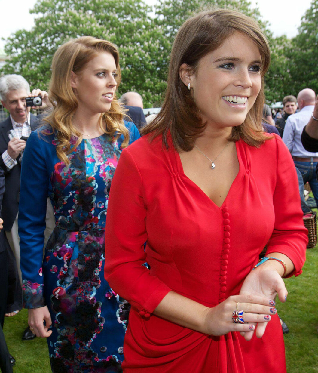 Eugenie laddar för tärnuppdraget. Prinsessan Eugenie - där har ni tärnan på prinsessan Beatrices bröllop.