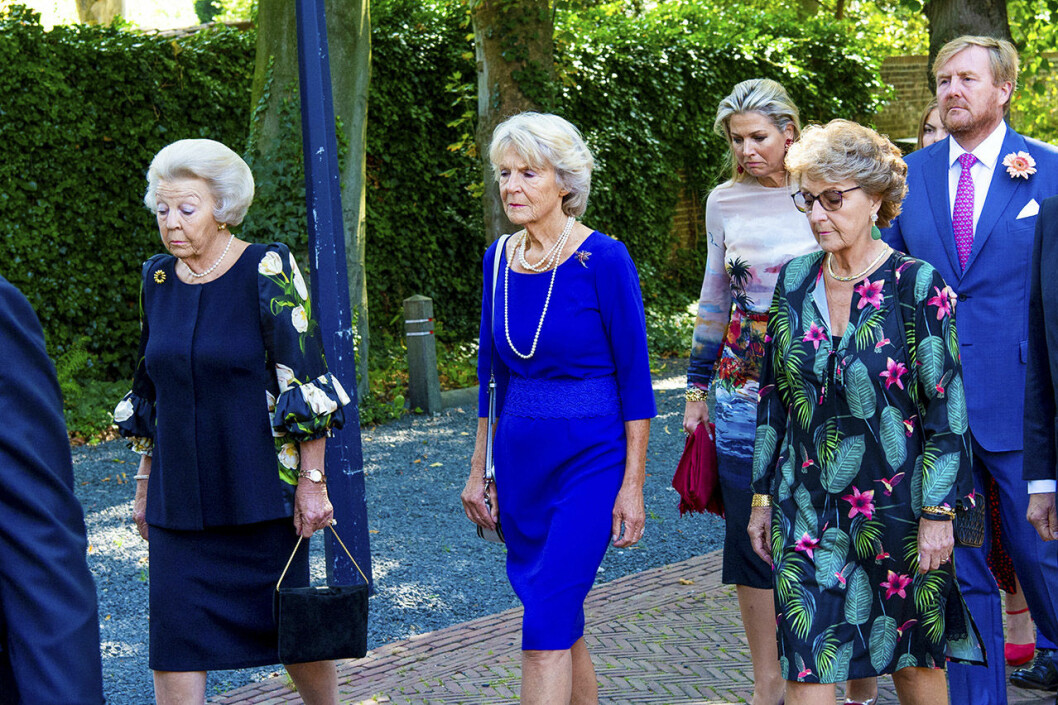 Prinsessan Christinas tre systrar, forna drottning Beatrix, prinsessan Irene och prinsessan Margriet.