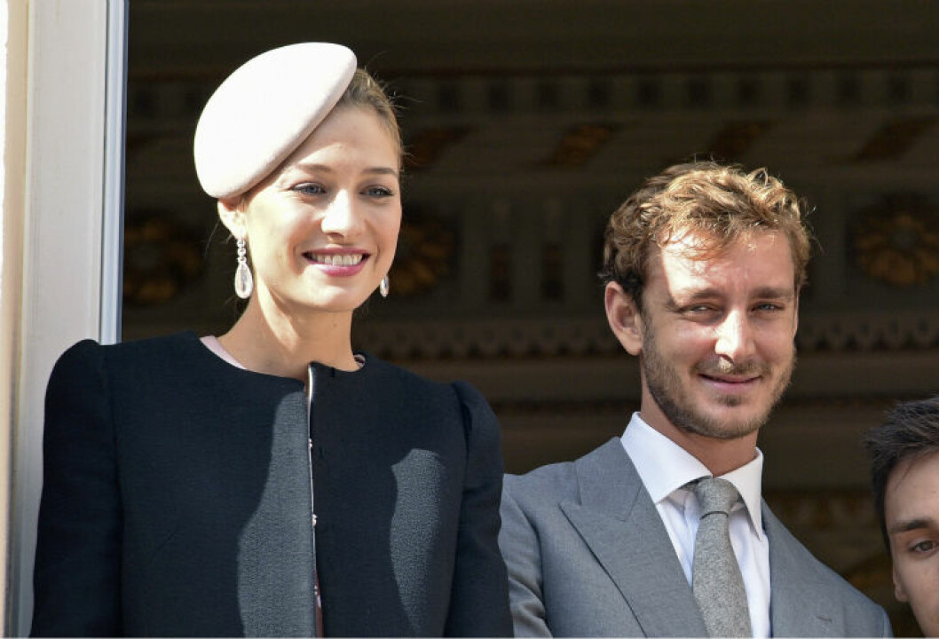 Enligt spanska Hola väntar Beatrice Borromeo och Pierre Casiraghi sitt första barn. Enligt spanska Hola väntar Beatrice Borromeo och Pierre Casiraghi sitt första barn.
