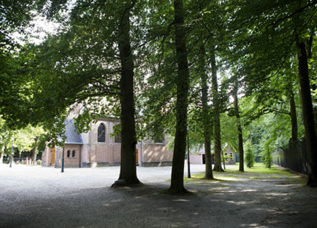 Kyrkan i stilla lilla byn Lage Vuursche