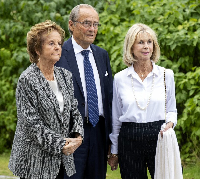 Kungavännerna. Tinni Fredell (tv) och Margret Ljunggren med sin nya kärlek, tidigare IOK-chefen och läkaren Arne Ljungvist. Kungavännerna. Tinni Fredell (tv) och Margret Ljunggren med sin nya kärlek, tidigare IOK-chefen och läkaren Arne Ljungvist