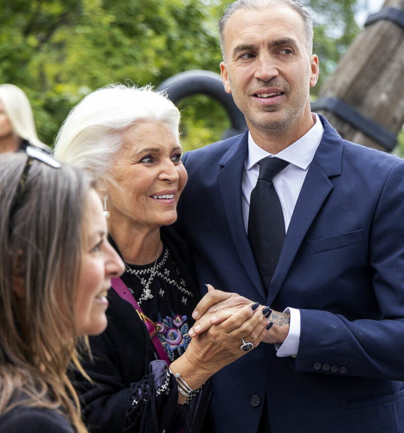Grete med sin äldste son Andreas ”Coci” Philipson... Grete Qviberg med sin son Andreas ”Coci” Philipson