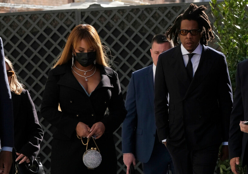 Världsartisterna Beyonce och Jay-z på det kändistäta bröllopet.