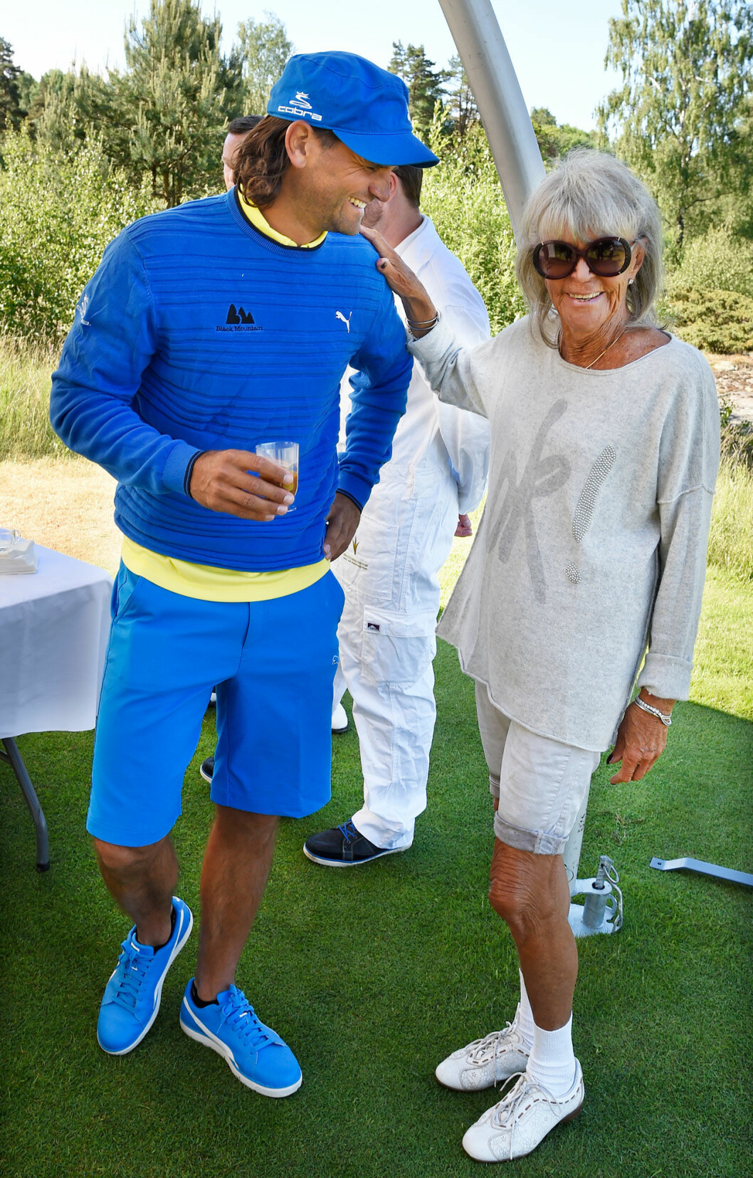 Vilken härlig bild på prinsessan Birgitta på golfbanan! Prinsessan Birgitta på golfbanan!