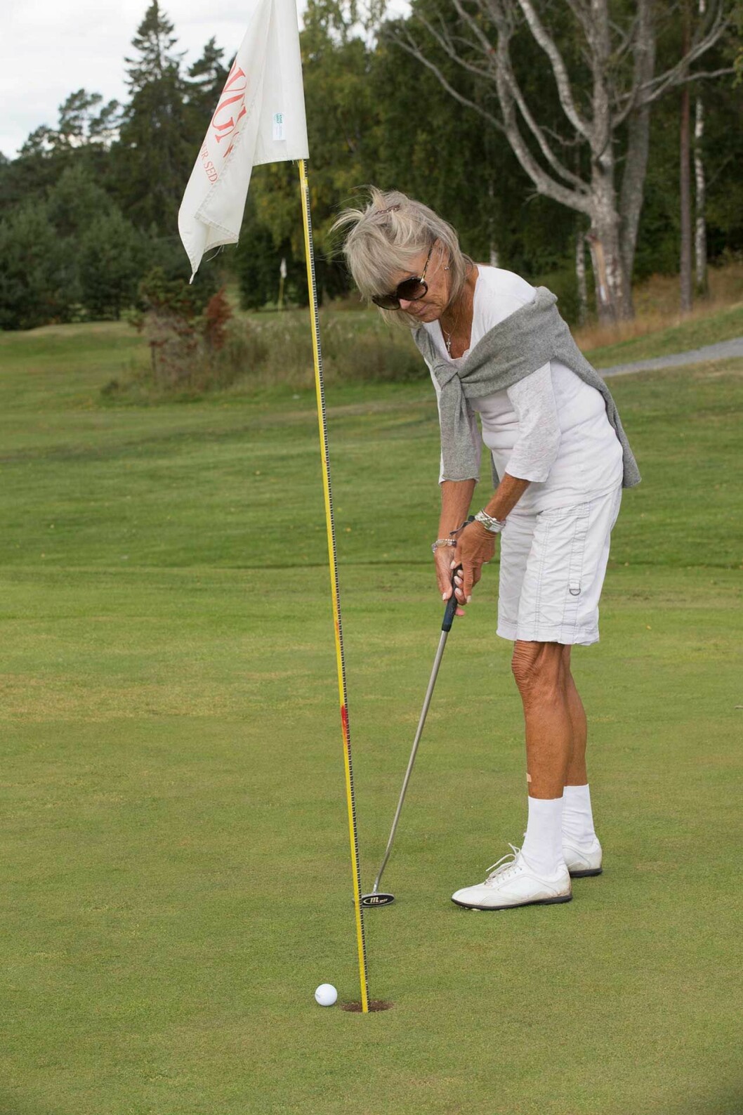 Prinsessan Birigtta spelar golf