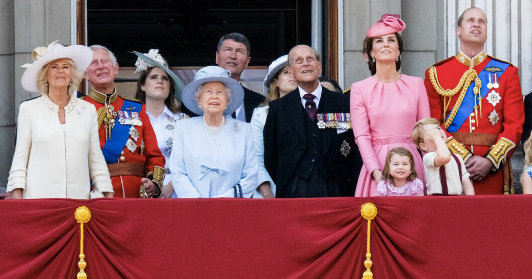 Den brittiska kungafamiljen samlad under Trooping The Colour 2017. Den brittiska kungafamiljen samlad under Trooping The Colour 2017.