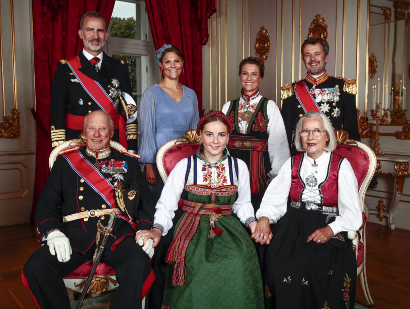 Prinsessan Ingrid Alexandra med sina faddrar.