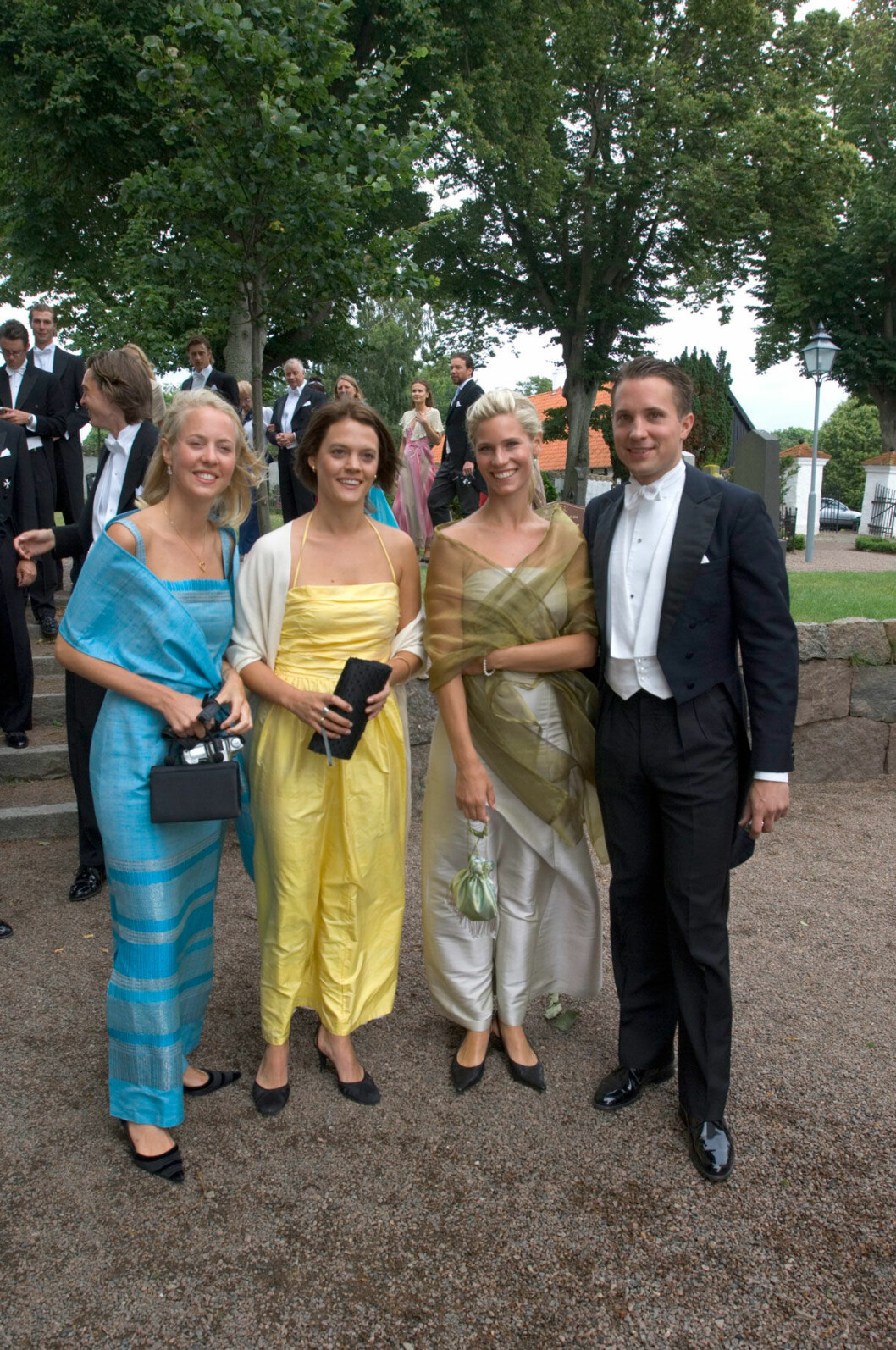 Claes Ljungstedt njöt i skönt sällskap bestående av Karin Kockum, Ebba von Stockenström och Sophie Christensson. Claes Ljungstedt, Karin Kockum, Ebba von Stockenström och Sophie Christensson
